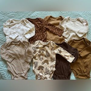 8pc Old Navy bodysuits 0-3mos